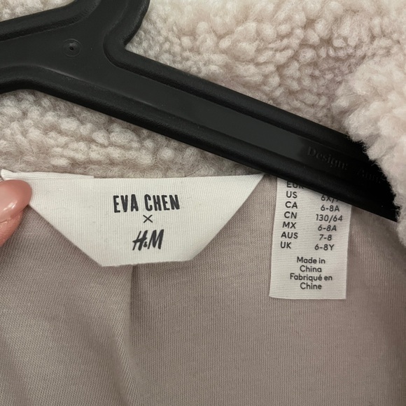 H&M x Eva Chen fleece jacket - Picture 3 of 5